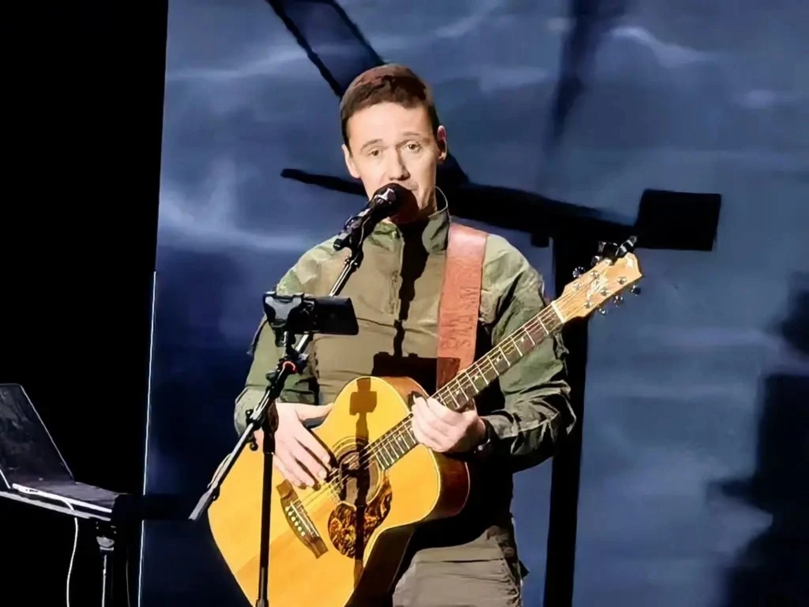 Патриотик хисләр белән сугарылып