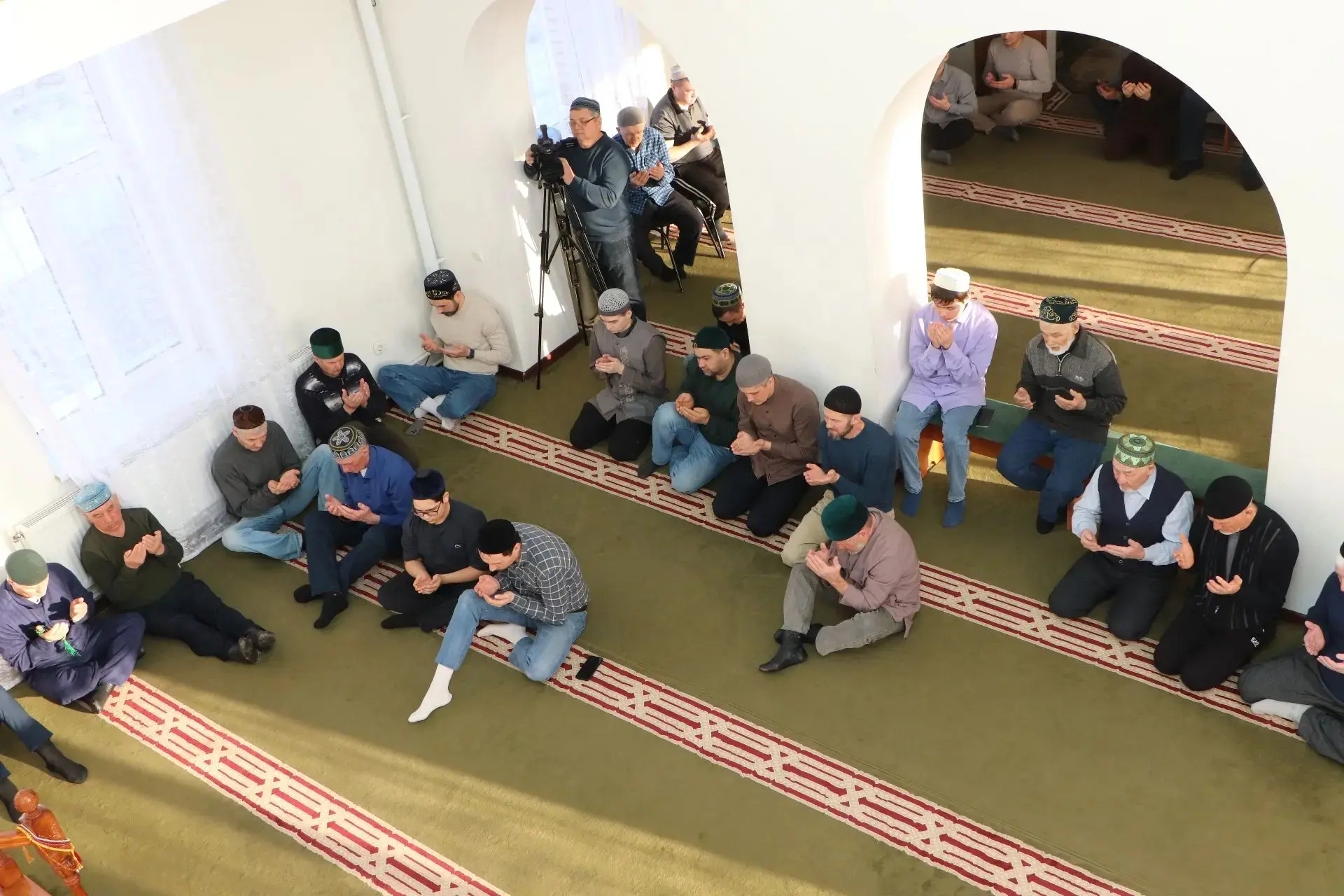 Рамазан гаете мөбарәк булсын!