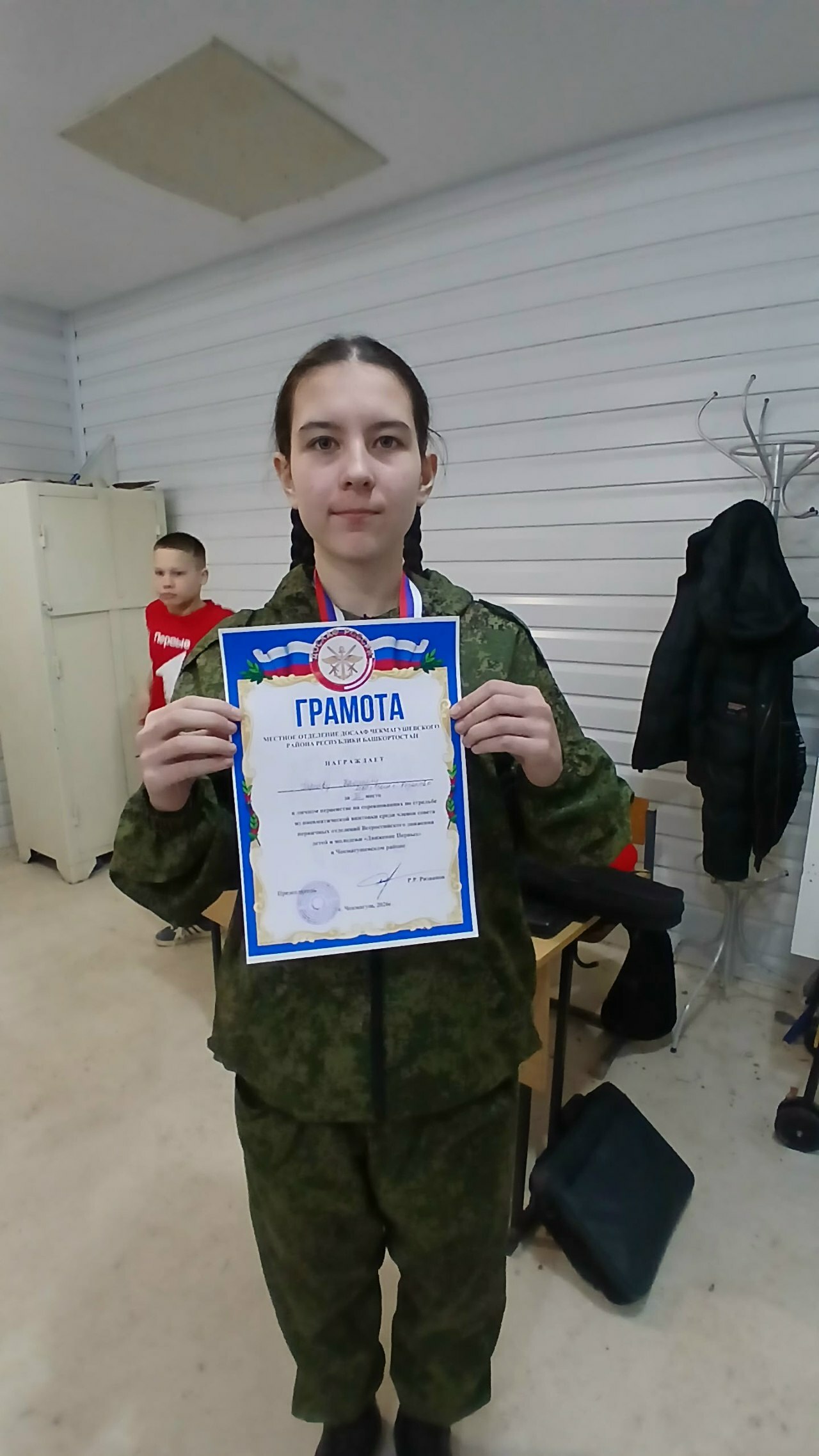 Алда тагын да зуррак җиңүләр көтсен!