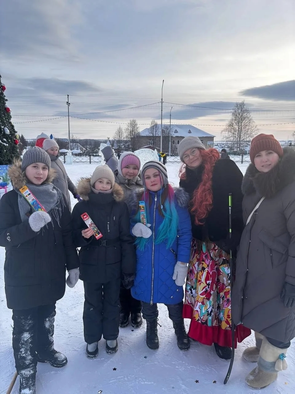 Балаларга могҗизалы бәйрәм бүләк иттеләр