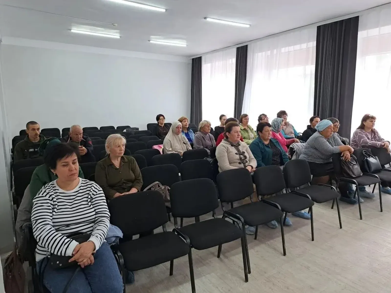 Тәрбиягә бала алган гаиләләр белән очрашу