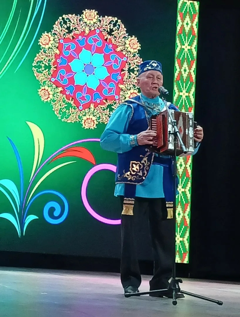 Кабатлансын әле моңнарыбыз