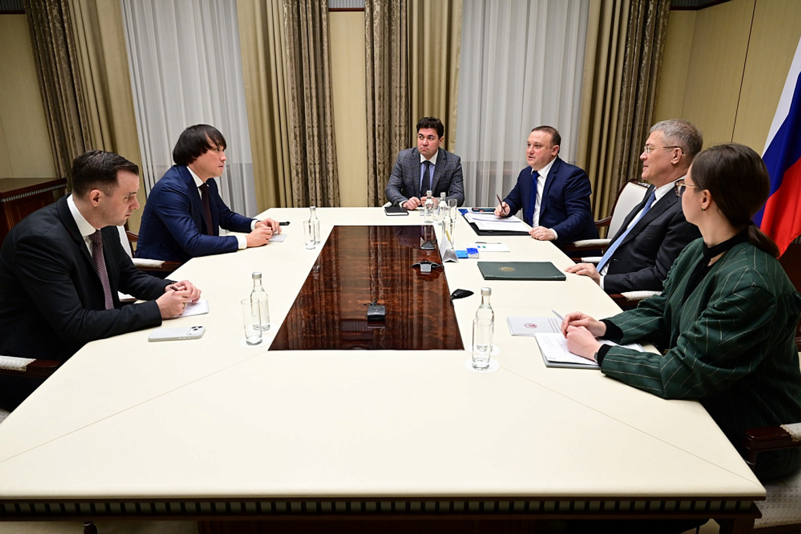 Встреча с председателями профильных комитетов Госдумы России Александром Дёминым