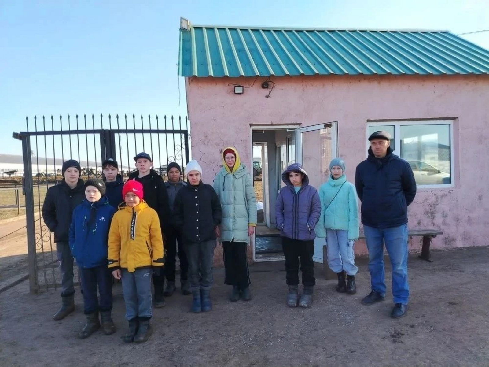 Ферма эшчәнлеге белән таныштылар