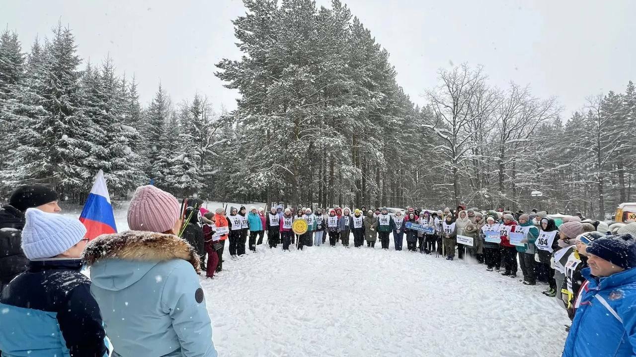 Мәгариф хезмәткәрләре чаңгы ярышларында катнашты