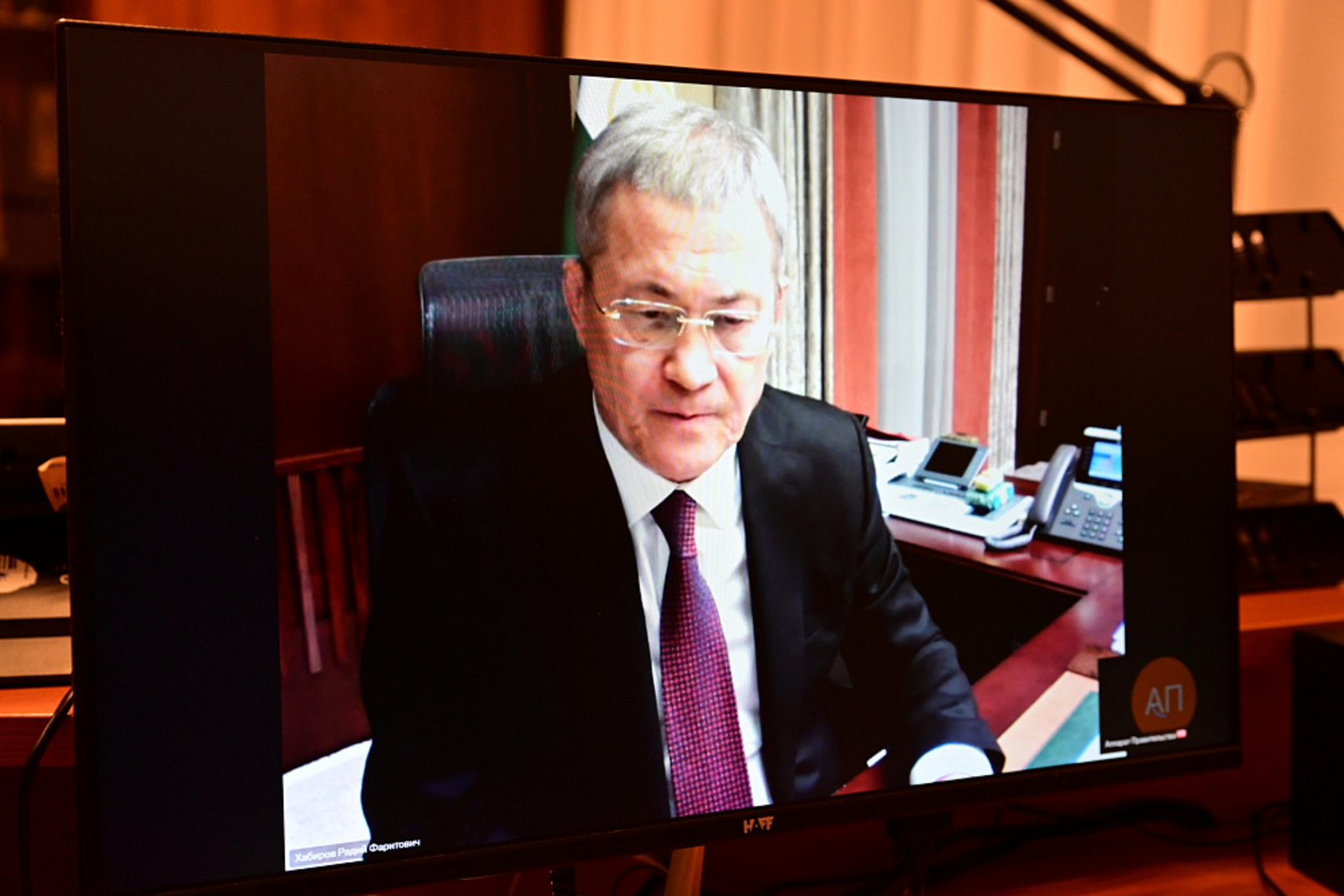 Радий Хабиров принял участие в заседании республиканской комиссии