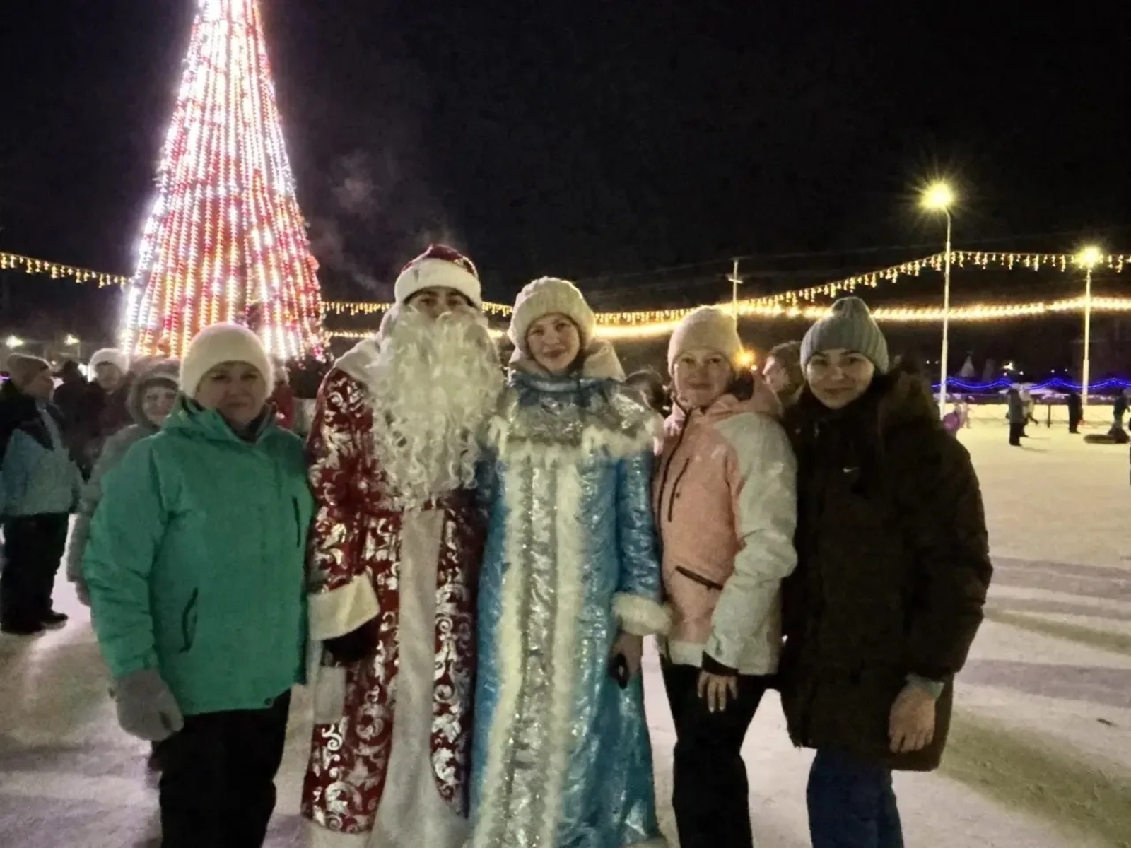 Чыршы янында Яңа ел күңел ачулары