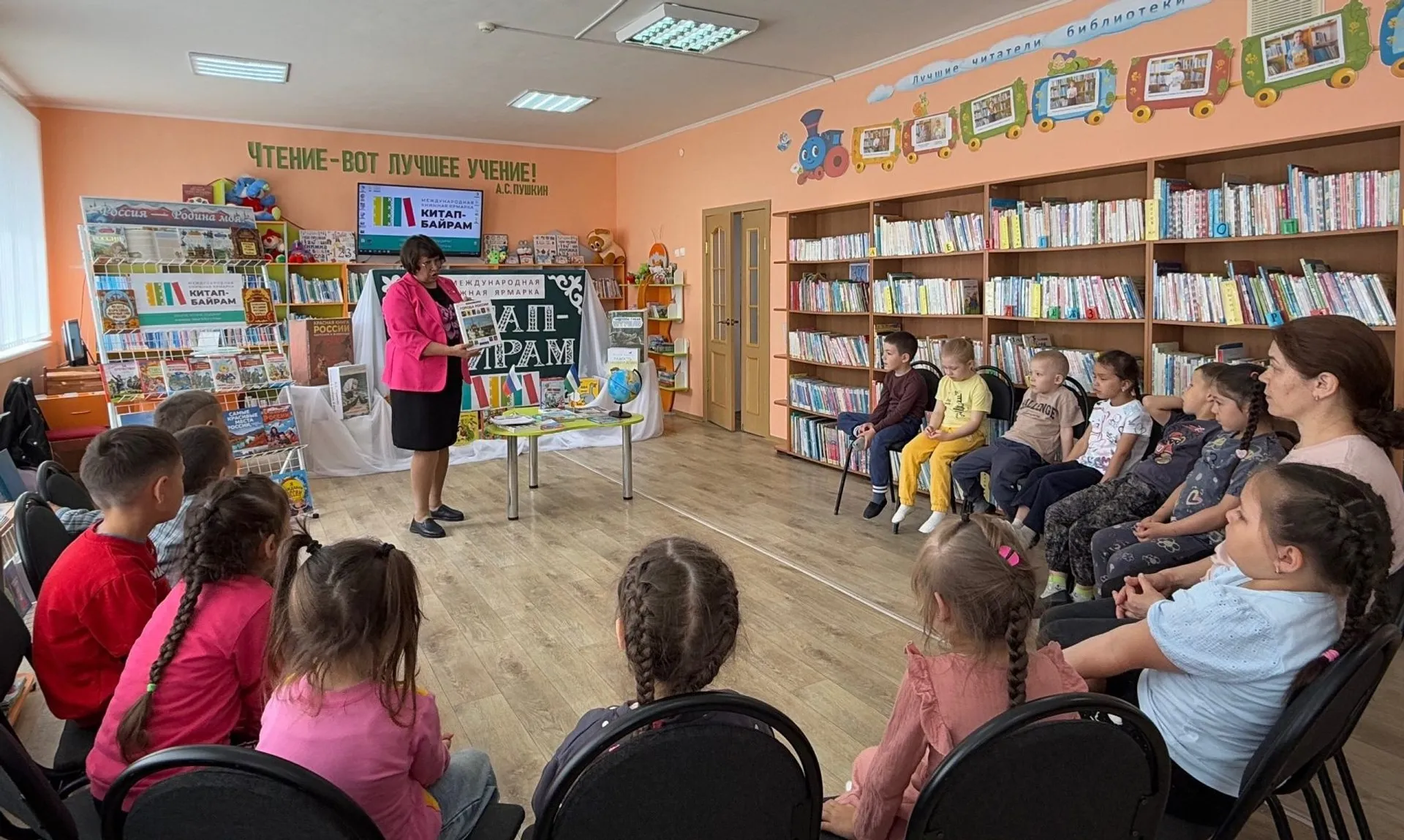 Чекмагушевцы присоединились в  международную книжную ярмарку