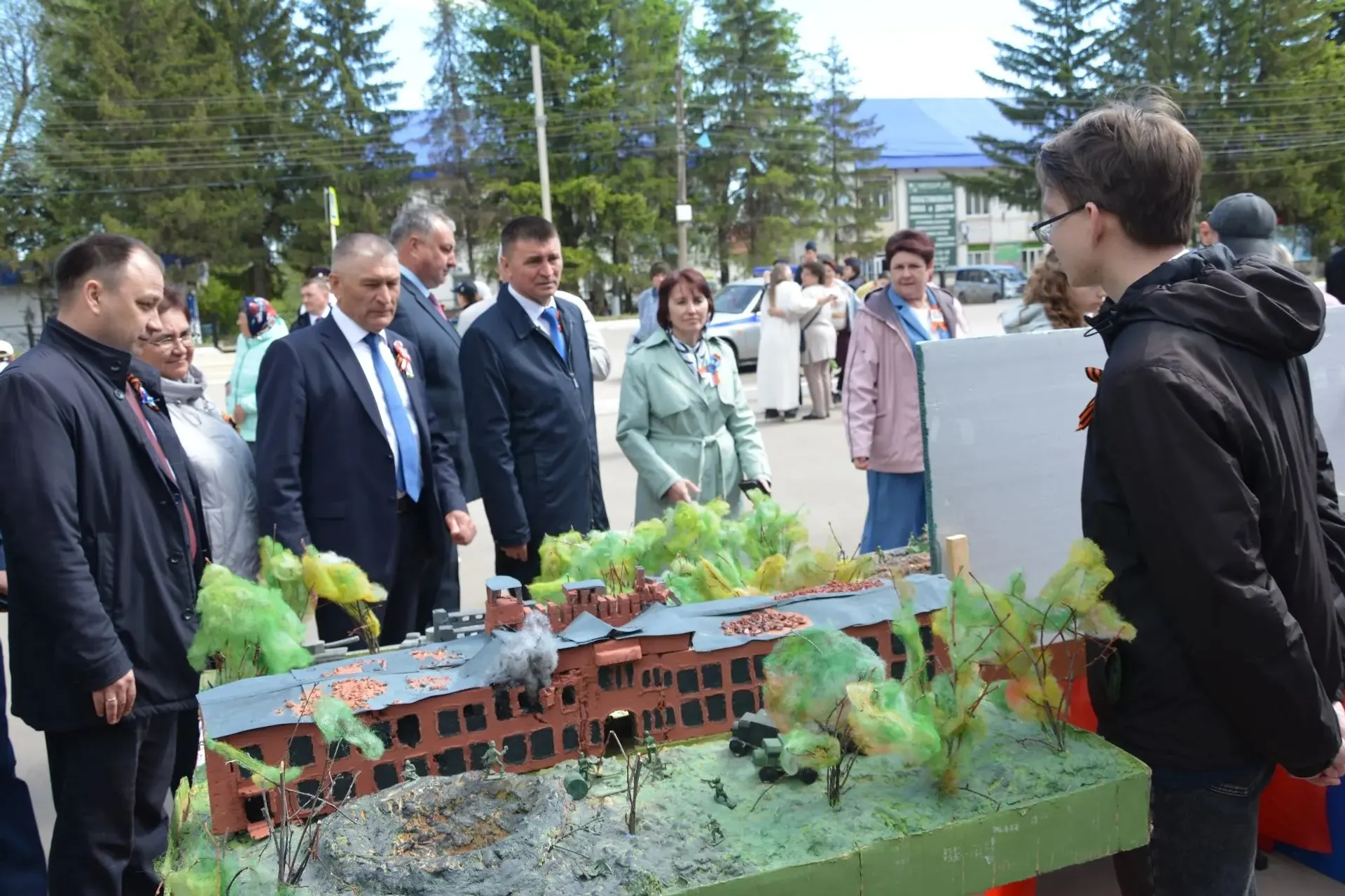 Күргәзмәләрдә – сугыш елларының моңсу хәтирәләре