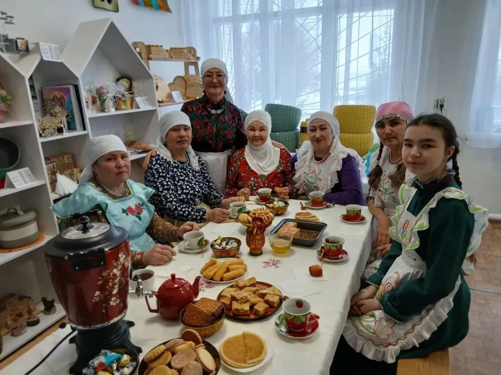 “Арт. Һөнәр” остаханәсендә тормыш кайный