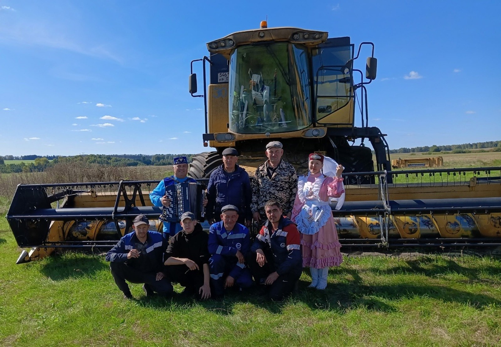 Төшке аш вакытында күңелле ял бүләк итеп