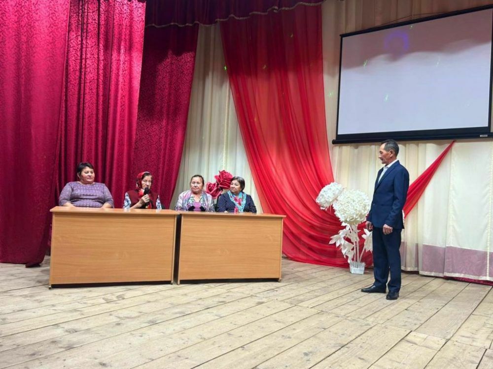 Авыл хатын-кызларын данлап