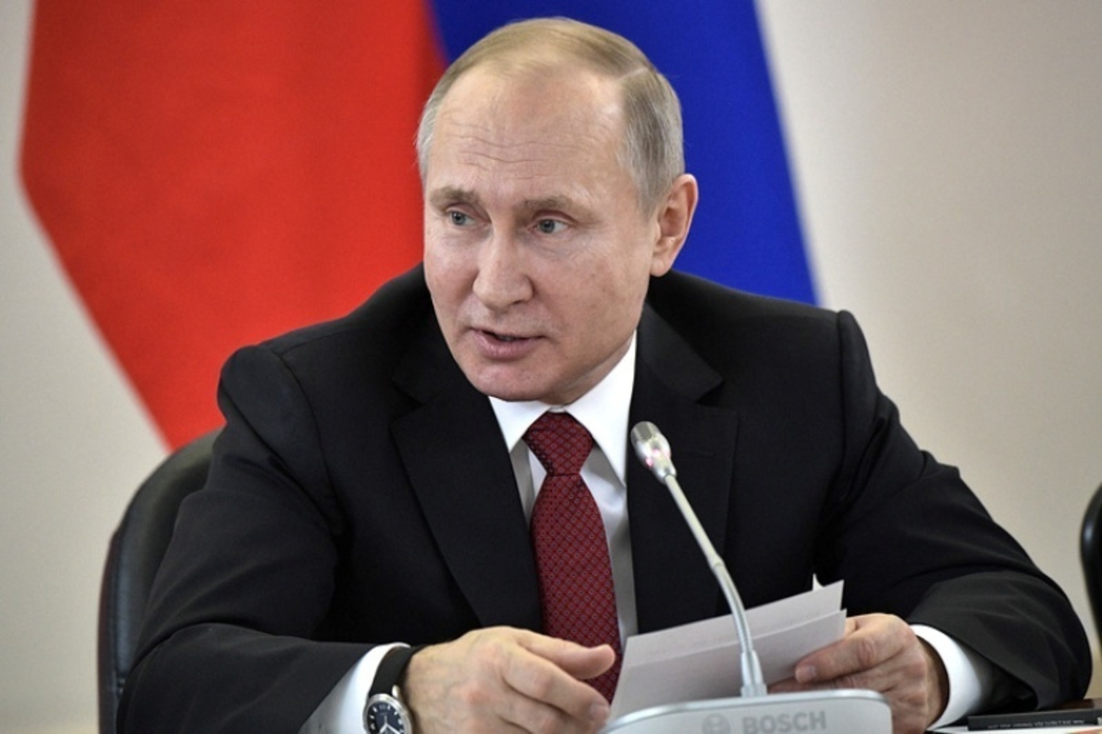 Путин объяснил важность обсуждения Хабаровского процесса для противодействия искажению истории
