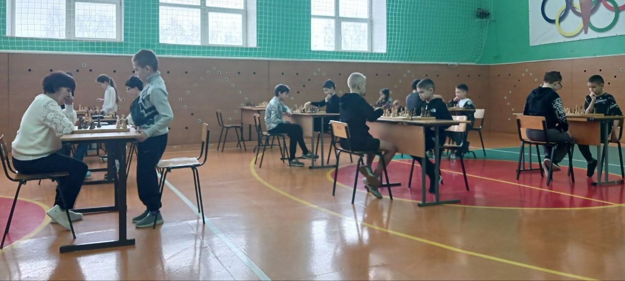 Төрле буын шахматчыларны очраштырып