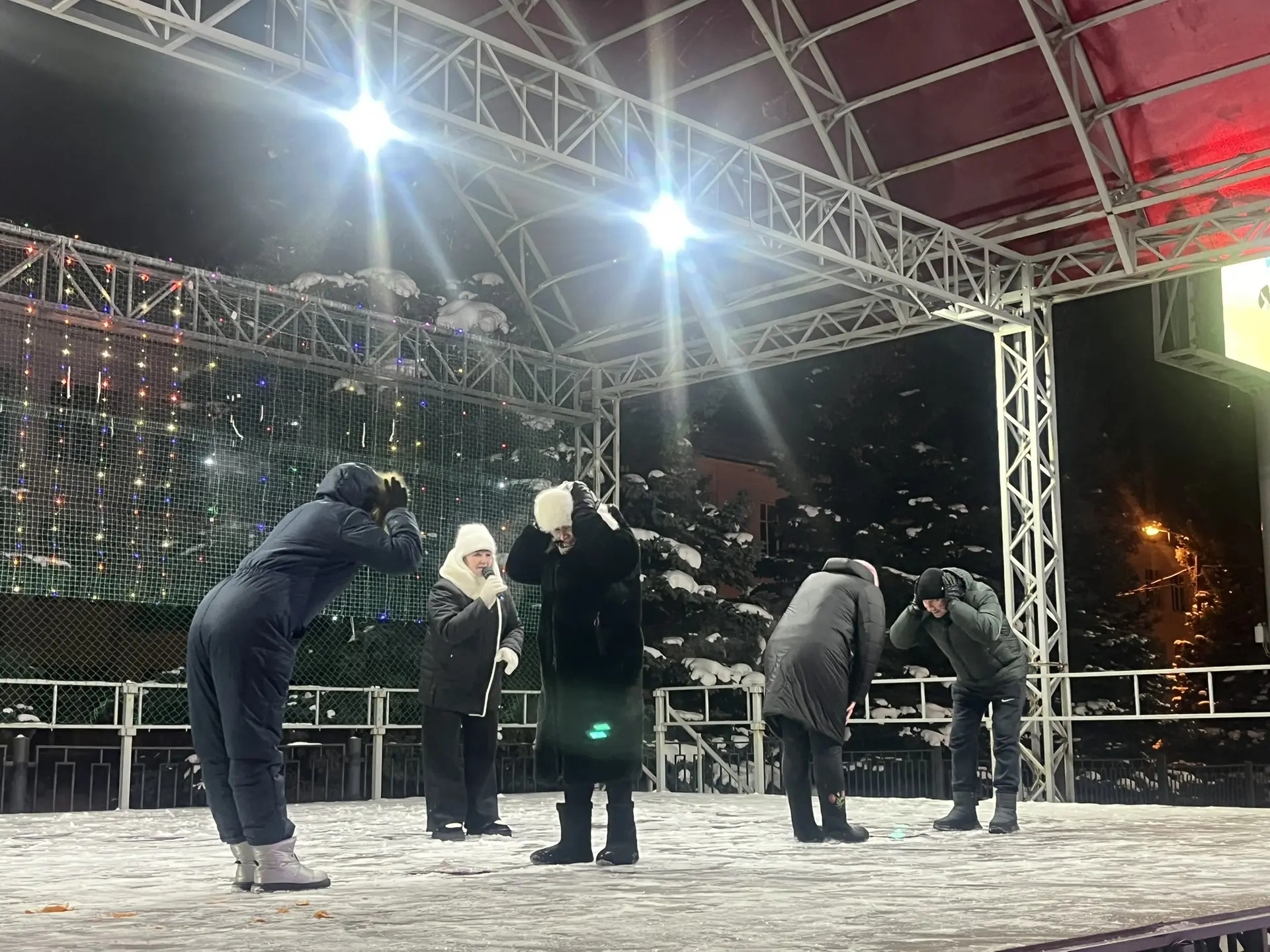 Авыл үзешчәннәре катнашлыгында матур концерт