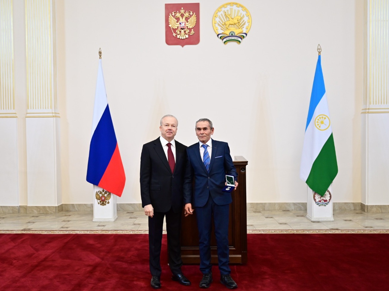 Хезмәтләренә күрә – олы  хөрмәт