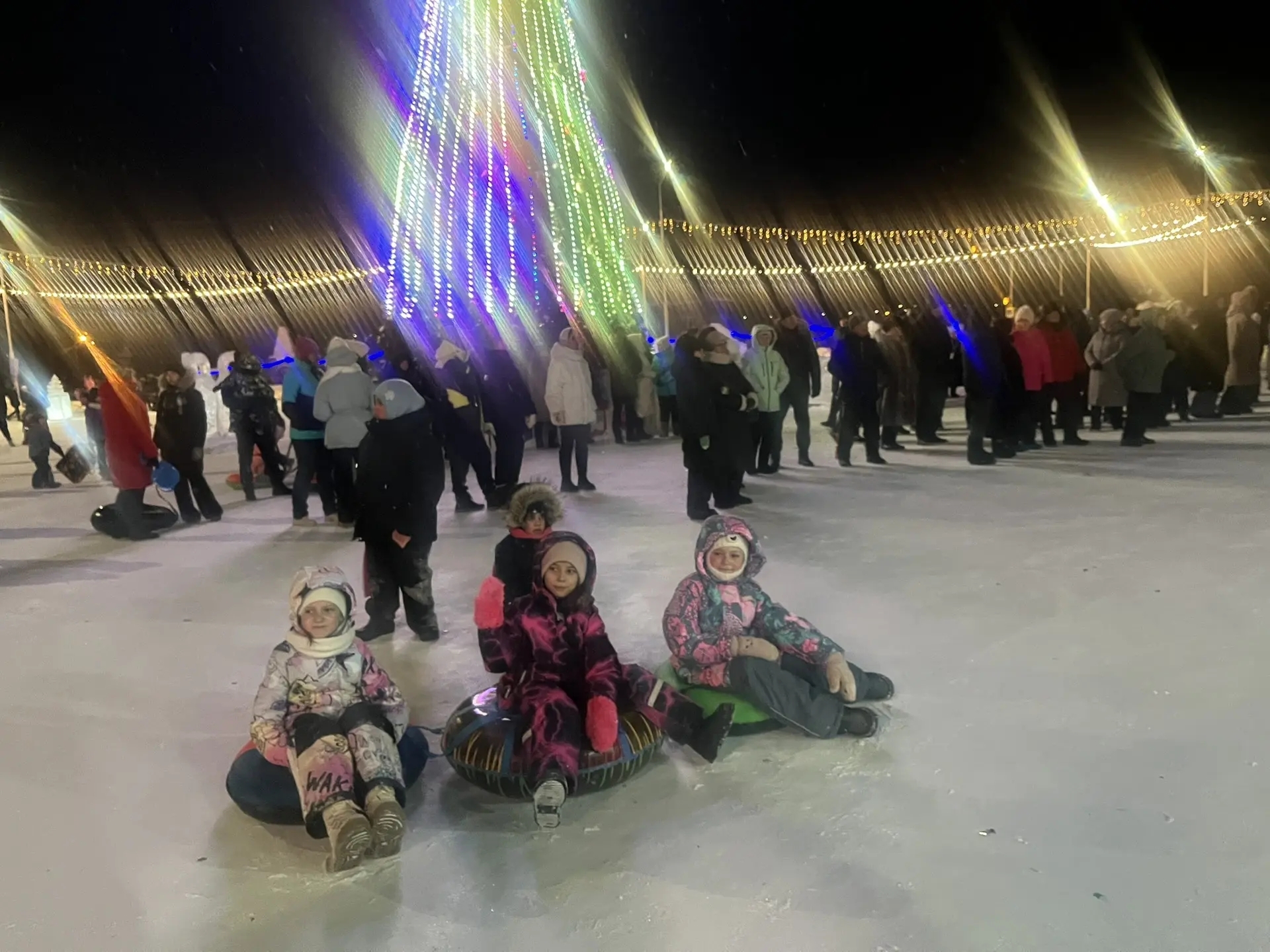 Авыл үзешчәннәре катнашлыгында матур концерт