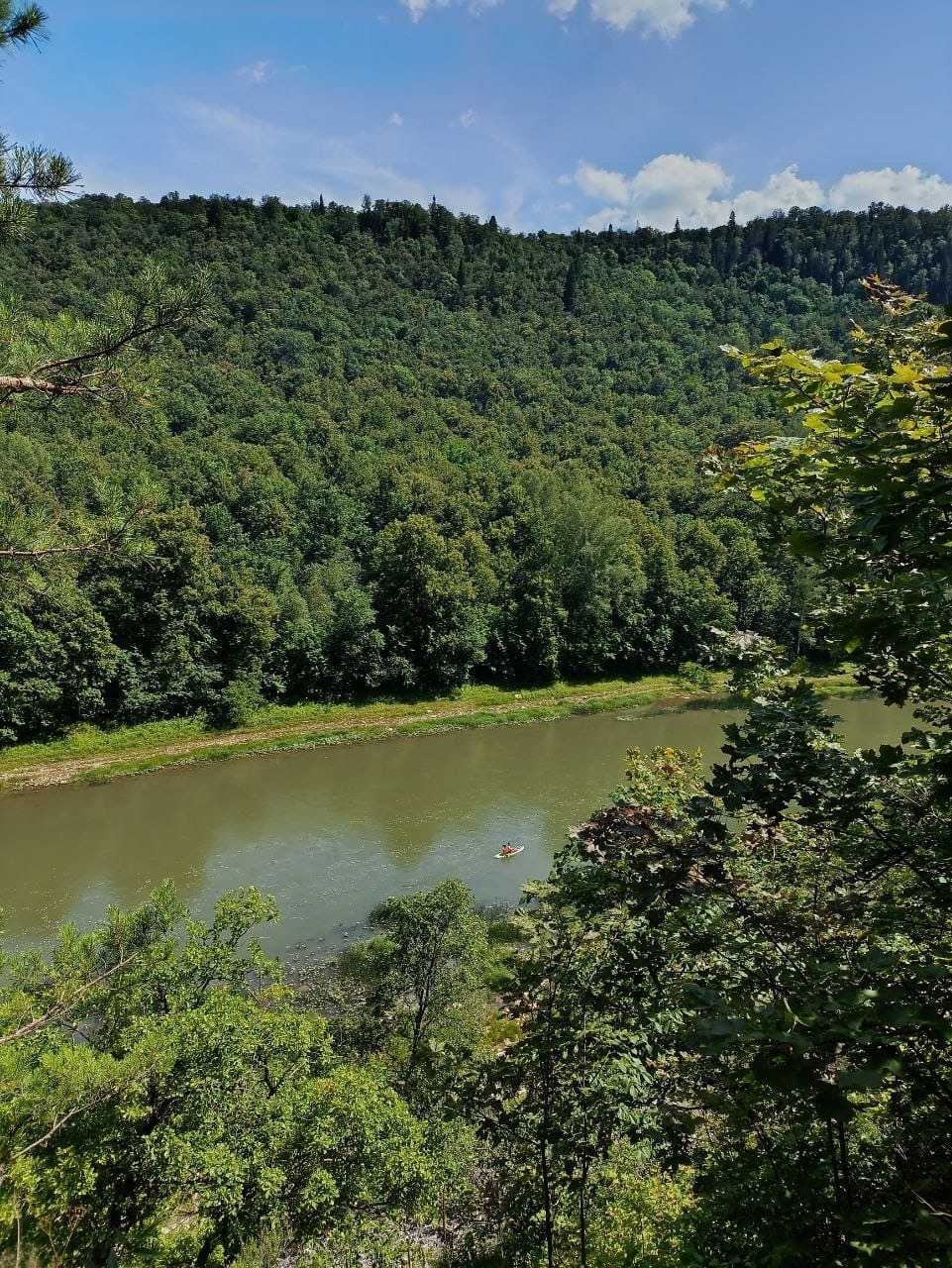 Республикабызның гүзәл табигатенә сокланып