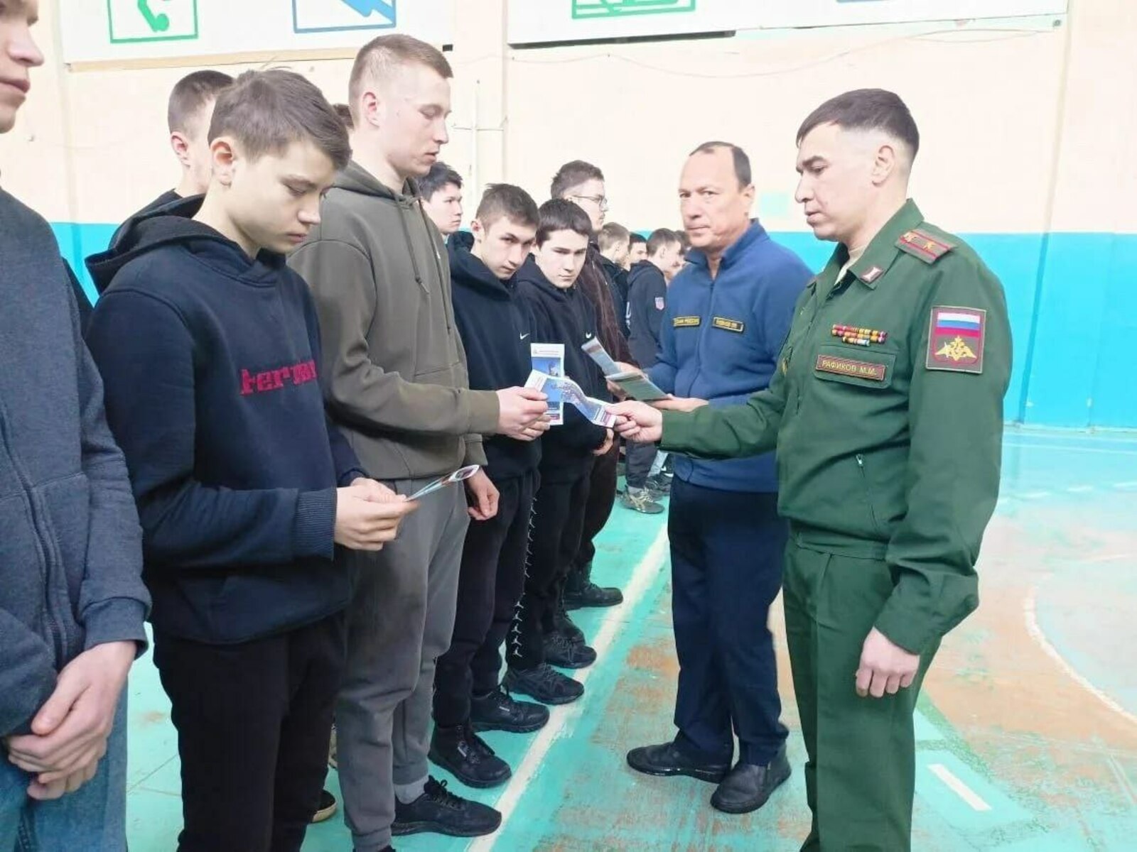 Районда лаеклы алмаш үсә