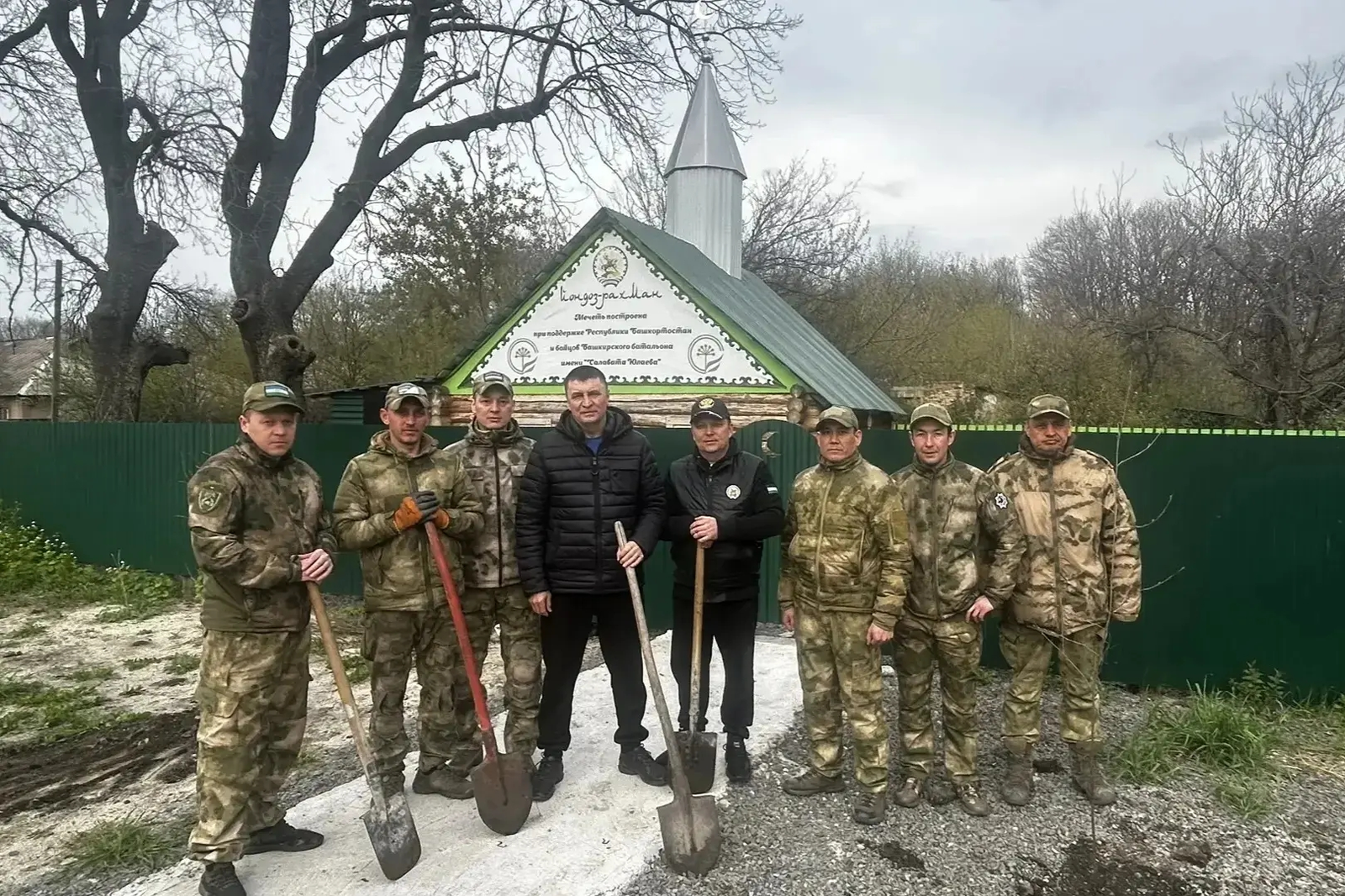 "Хәтер бакчасы" акциясенә тылда да, фронтта да кушылдылар