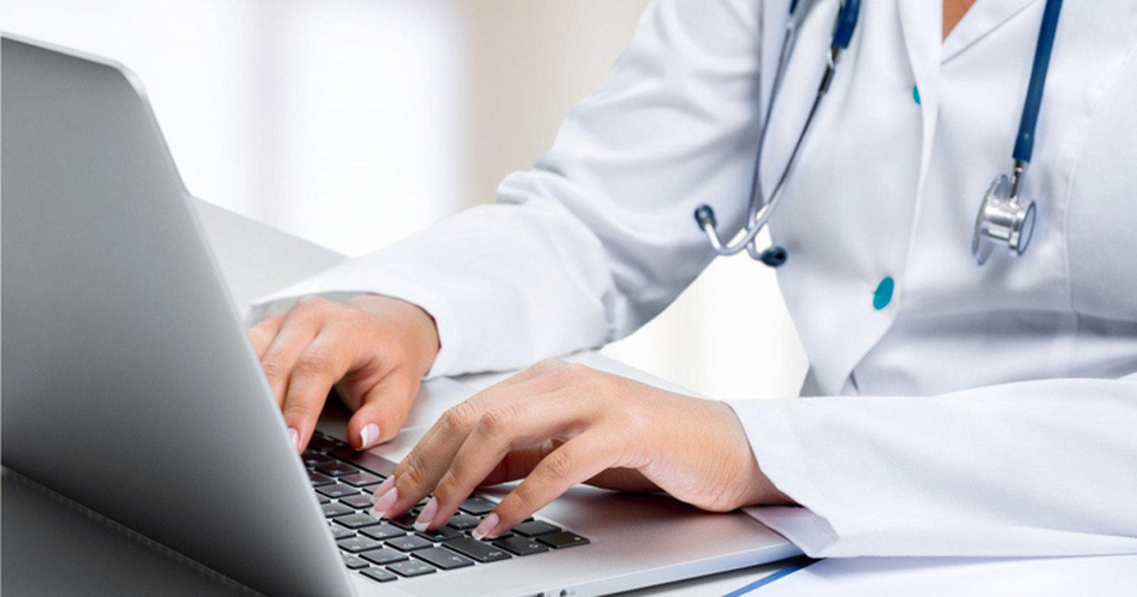 Более 120 медицинских организаций республики получат ноутбуки