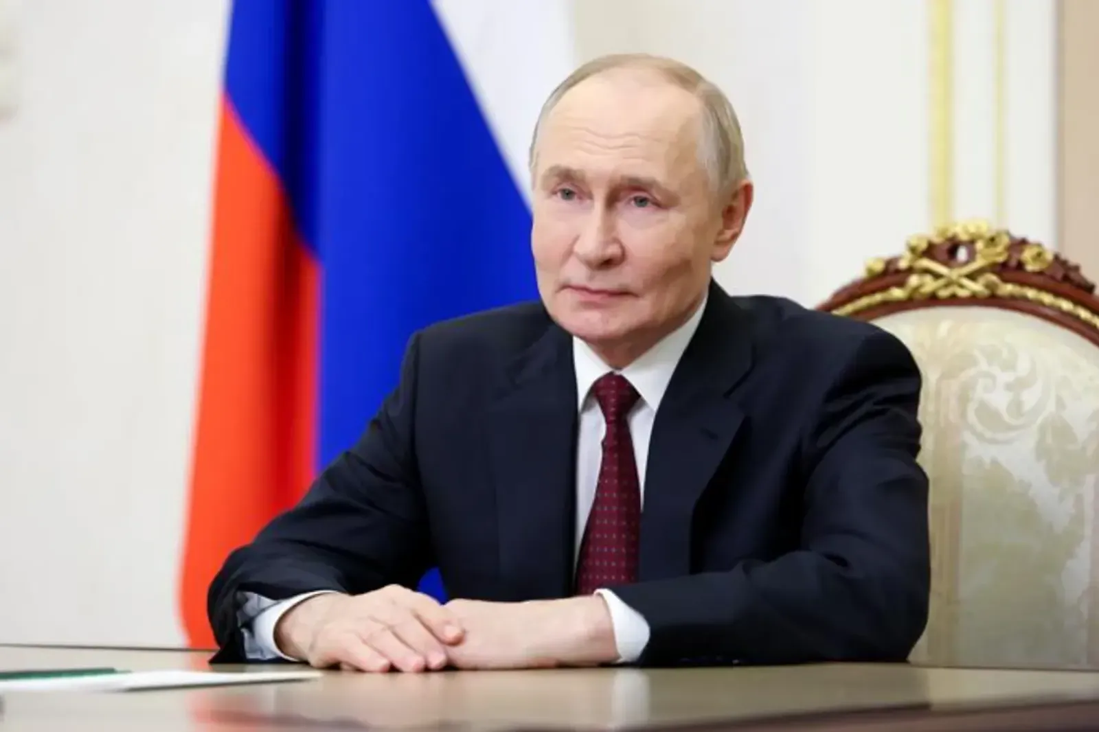 Путин поздравил игроков и тренеров "Локомотива" с завоеванием Кубка Гагарина