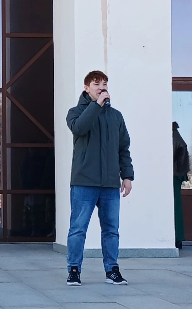 Бердәмлек һәм яз билгесе булып