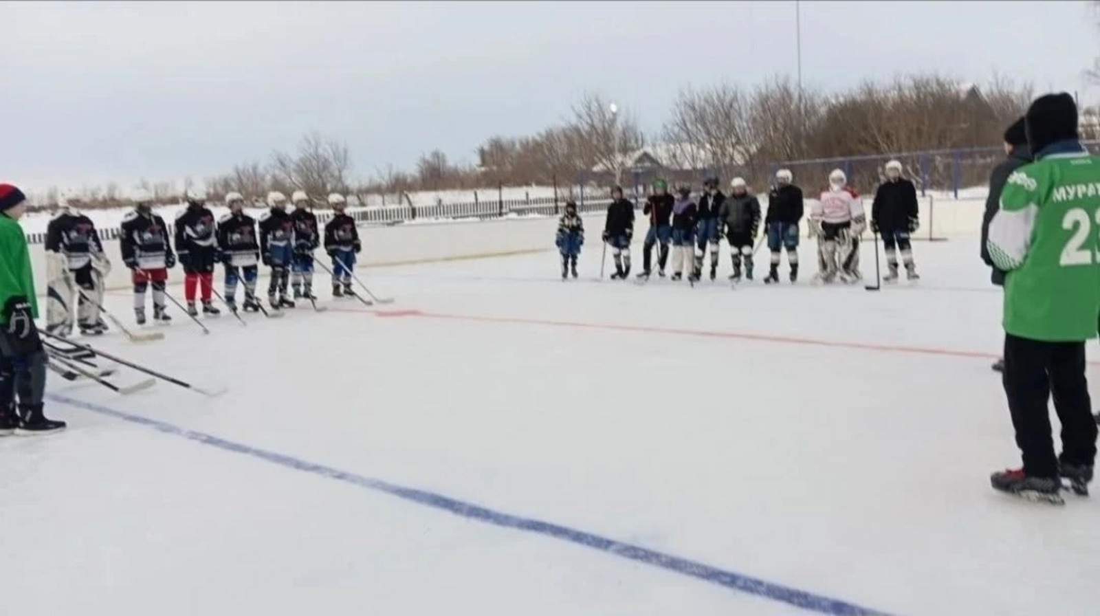 Авыл мәктәпләре хоккейчылары көч сынашты