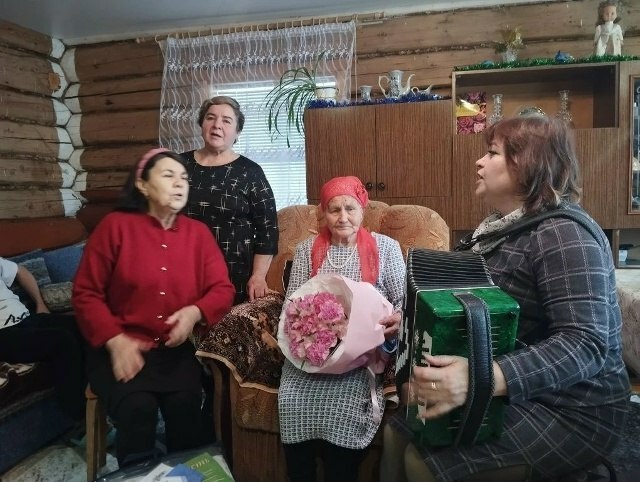 Күркәм традицияне дәвам итеп