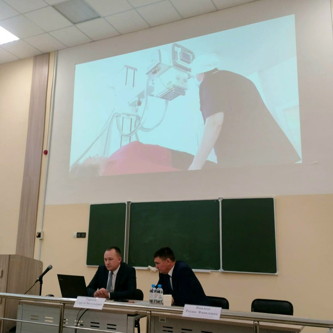 Булачак табиб-студентлар белән очрашу булды