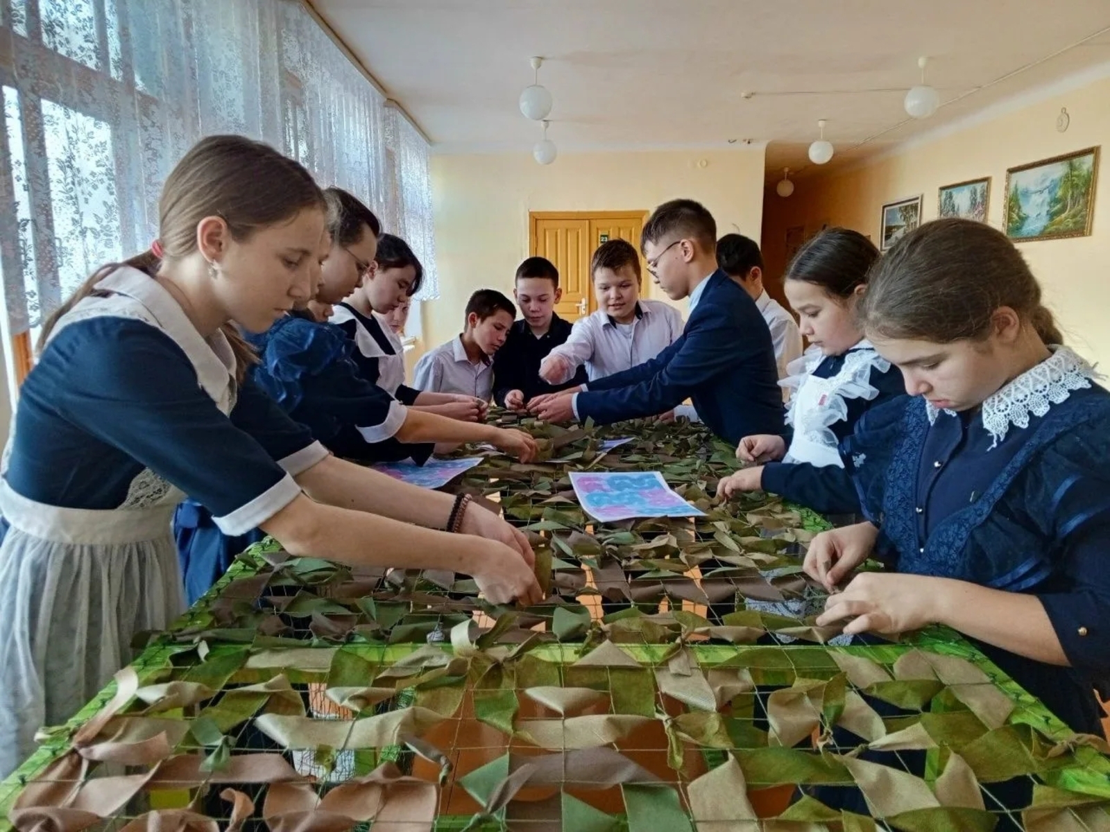 Маскировкалау челтәрләрен үрү эшчәнлеген дәвам итеп