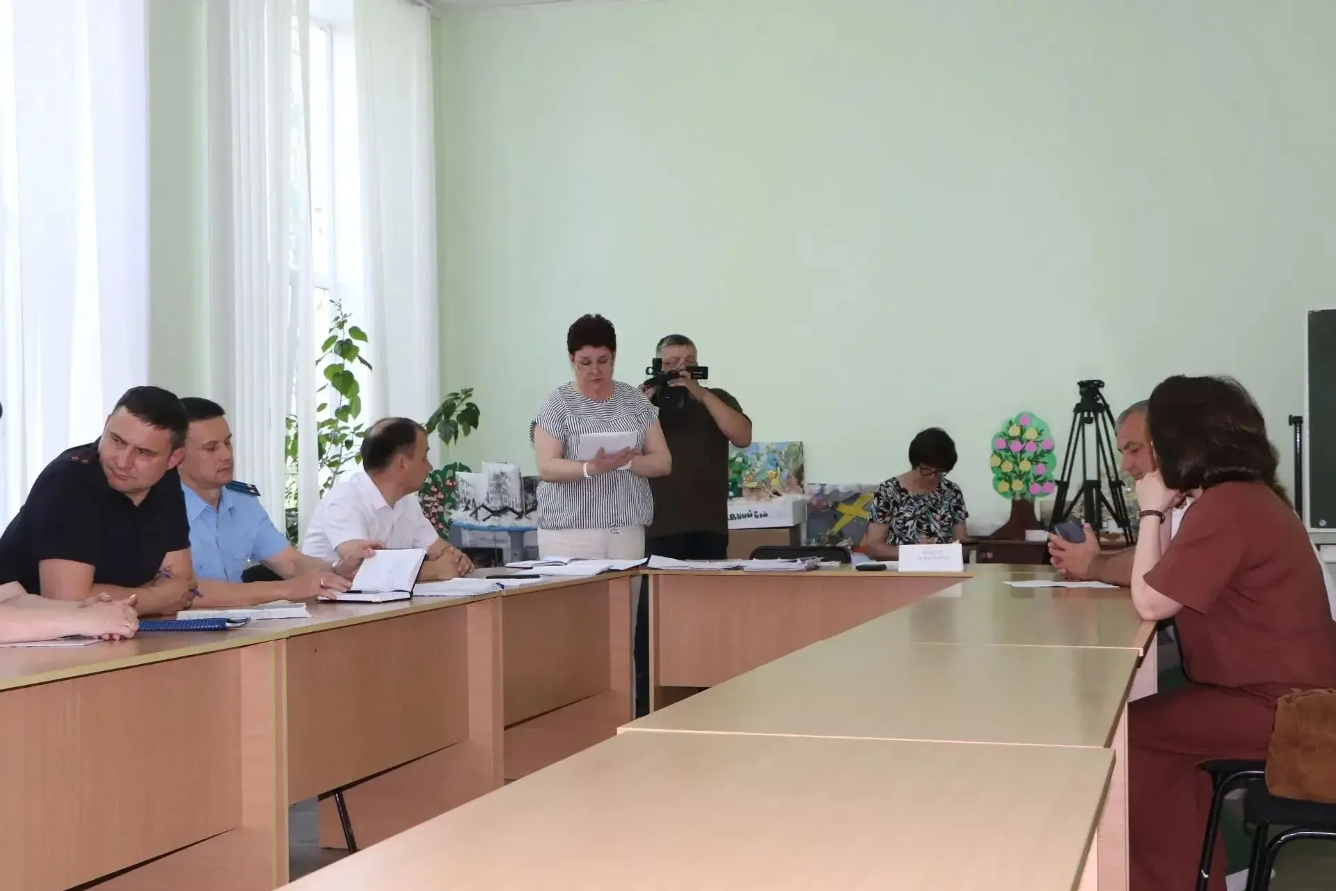 Балагызның киләчәген уйлагыз: аңа куркыныч уенчык сатып алмагыз!