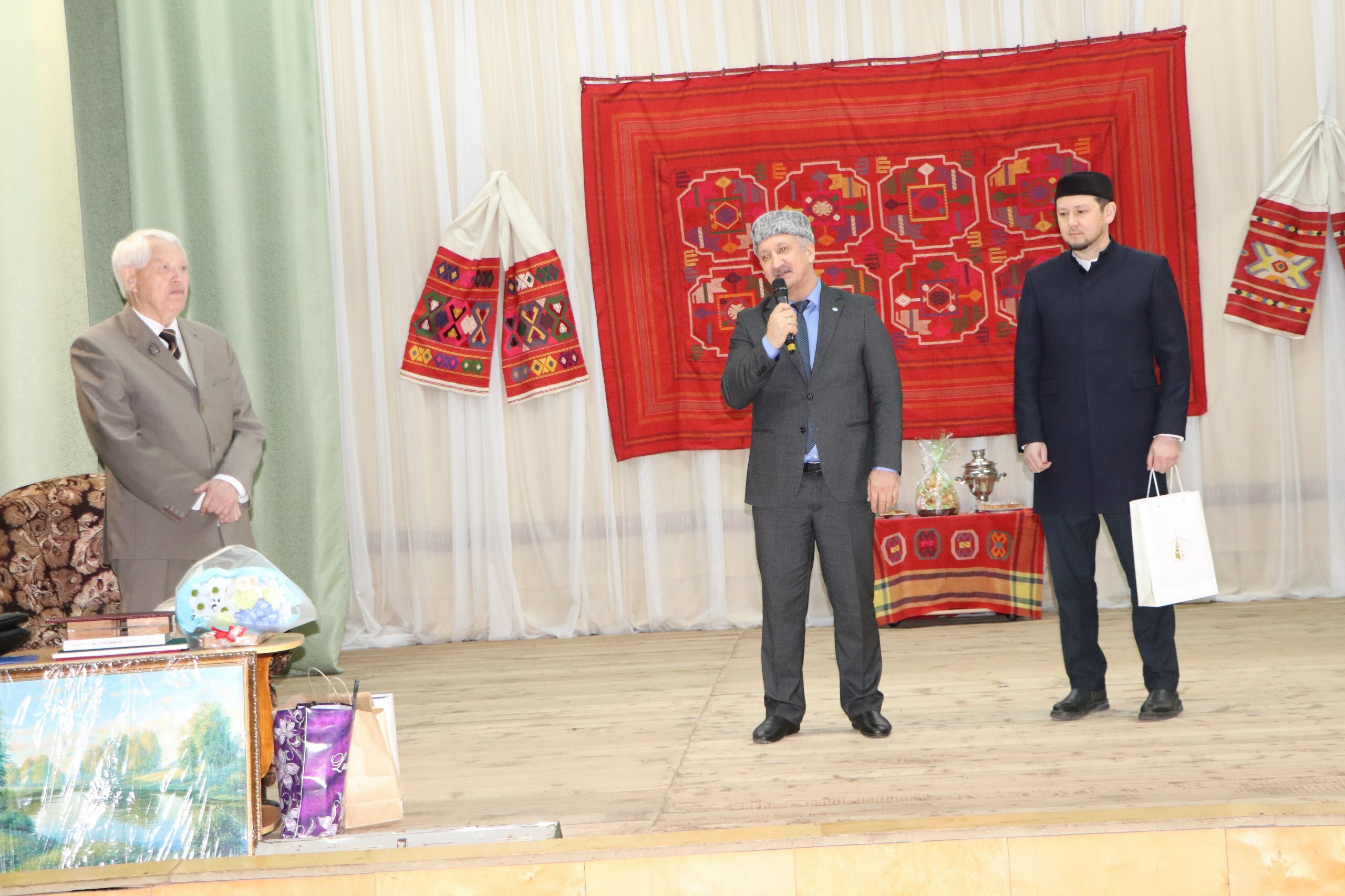 Төбәгебез данын еракларга таныткан күпкырлы талант иясе