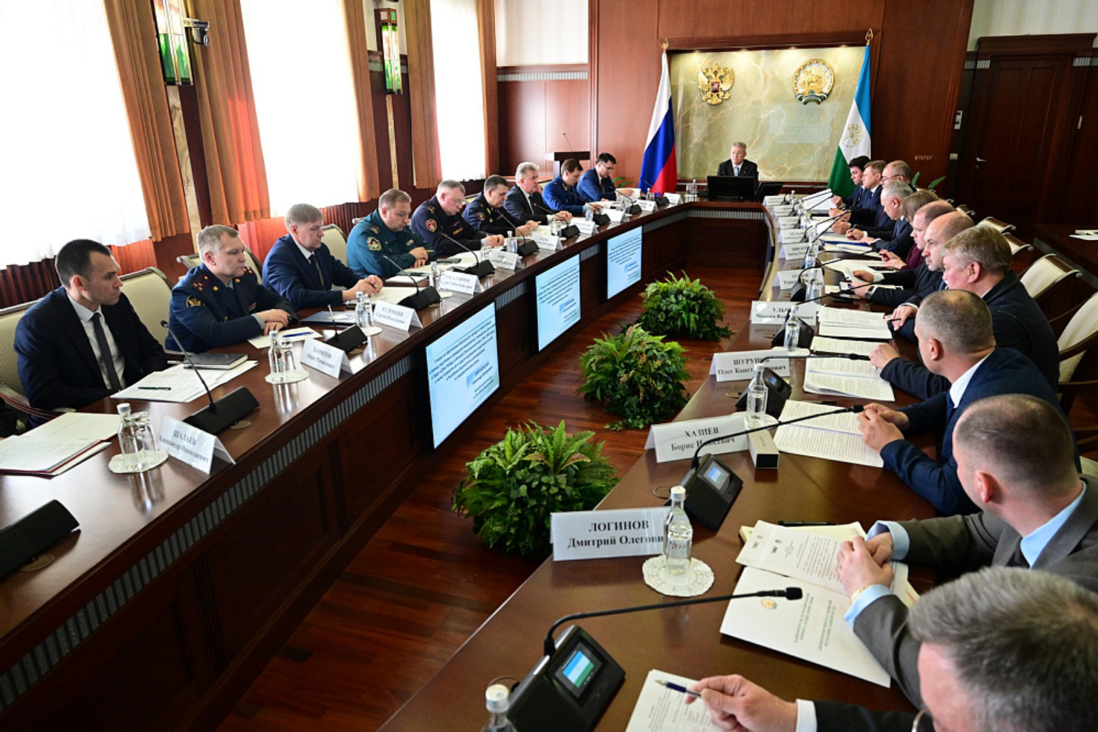 Радий Хабиров провёл заседание антитеррористической комиссии и оперативного штаб