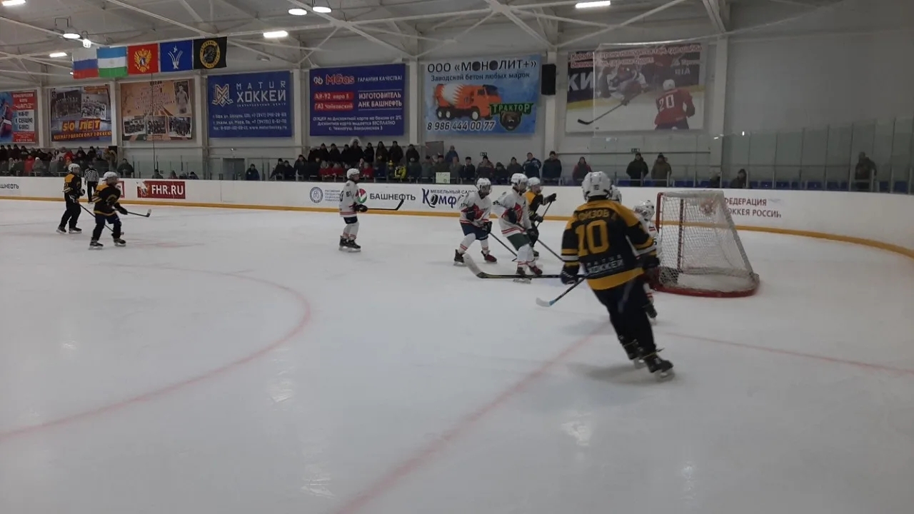 "Чакмагыш-Арена" бозында кызу алышлар