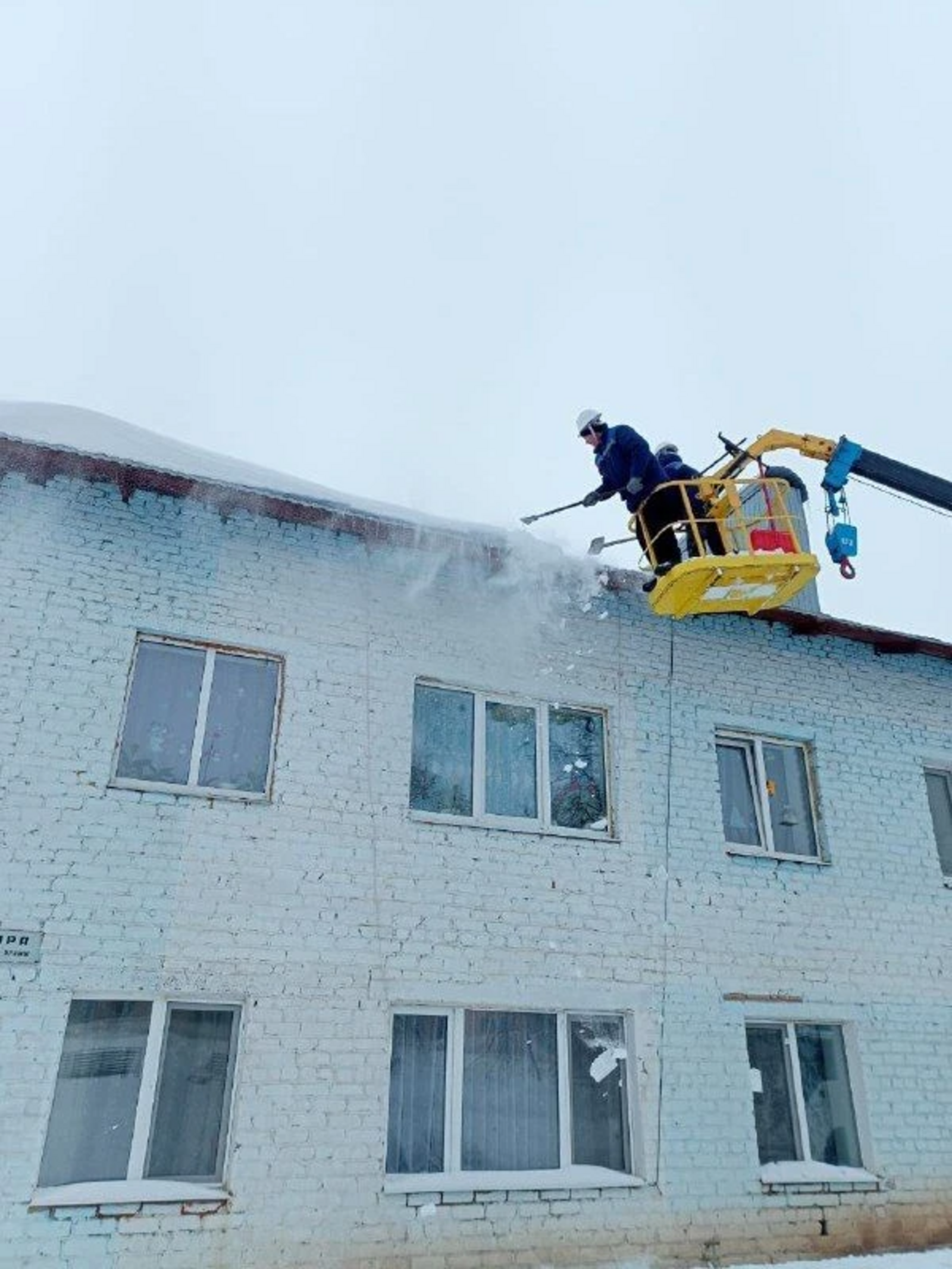 Эш күп, дип зарланып утырганнарны юк